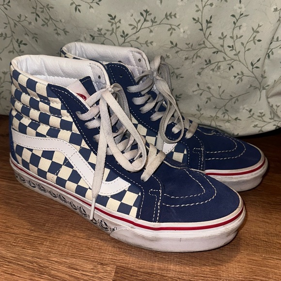High Top Vans - Picture 1 of 5
